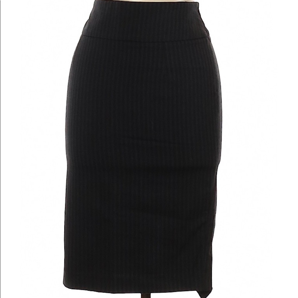 Zara Skirt . Midi Skirt . Striped skirt